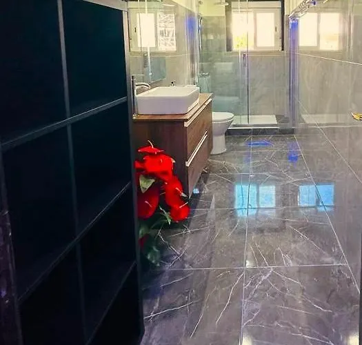 Universo Διαμέρισμα *